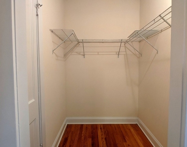 2615 N Spaulding Avenue - Photo Thumbnail 11