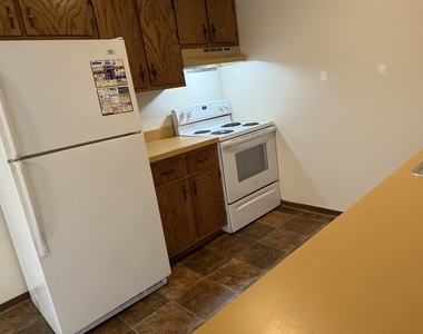 1161 S Buchanan Street - Photo Thumbnail 2
