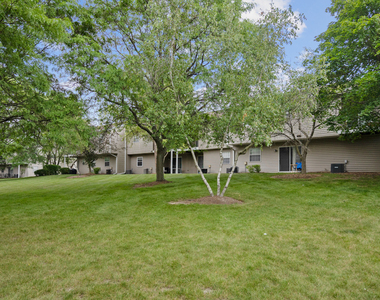 546 E Shag Bark Lane - Photo Thumbnail 18