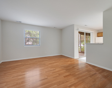 546 E Shag Bark Lane - Photo Thumbnail 1