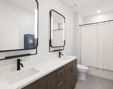 948 W Sunnyside Avenue - Photo Thumbnail 7