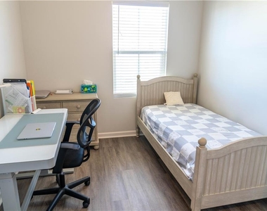2675 Whistler Way Ne - Photo Thumbnail 12