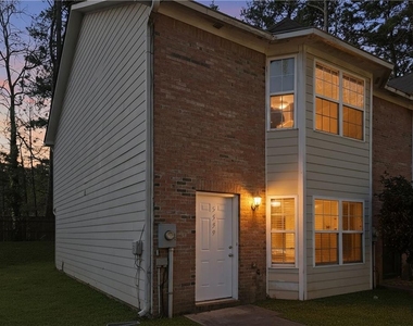 5539 Pineridge Court - Photo Thumbnail 16