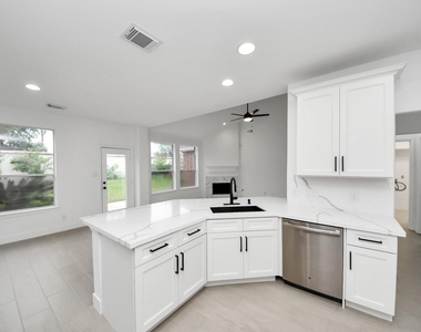 21214 Lilac Meadows Lane - Photo Thumbnail 14