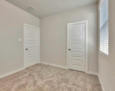 9848 Sweet Flag Ct - Photo Thumbnail 11