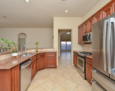 5915 Turkey Creek - Photo Thumbnail 11