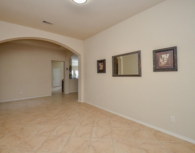 5915 Turkey Creek - Photo Thumbnail 9