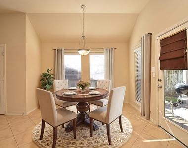 5915 Turkey Creek - Photo Thumbnail 14