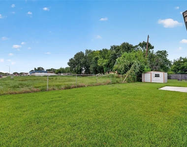4701 Crepe Myrtle Lane - Photo Thumbnail 15