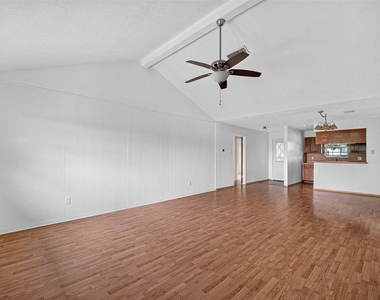 4701 Crepe Myrtle Lane - Photo Thumbnail 6