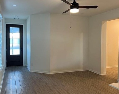 4527 Lally Brook Court - Photo Thumbnail 3