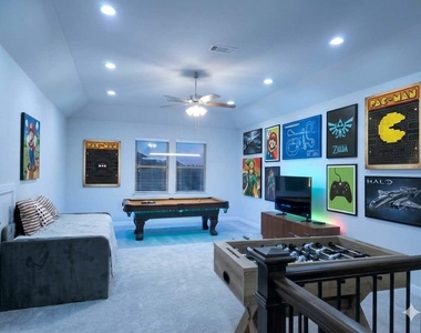 5715 Caper Shores Lane - Photo Thumbnail 8