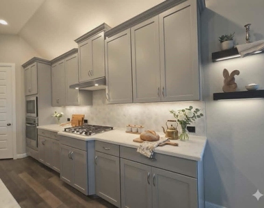 5715 Caper Shores Lane - Photo Thumbnail 13