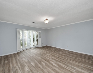 5954 Beaudry Drive - Photo Thumbnail 4