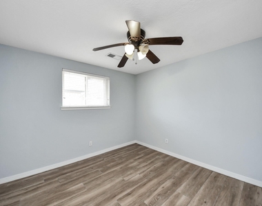 5954 Beaudry Drive - Photo Thumbnail 24
