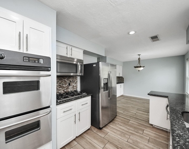 5954 Beaudry Drive - Photo Thumbnail 11