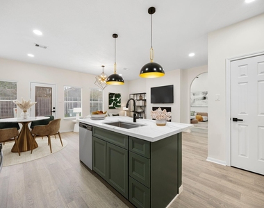 13735 Sablegarden Lane - Photo Thumbnail 6