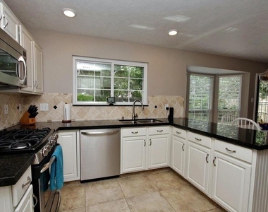 3630 Purple Meadow Lane - Photo Thumbnail 7
