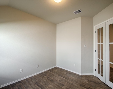 13966 Fort Ward Way - Photo Thumbnail 30