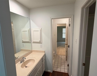 1103 Glendale Drive - Photo Thumbnail 35