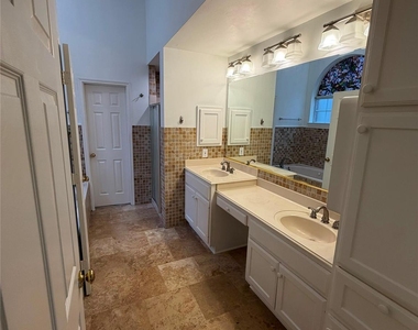 1103 Glendale Drive - Photo Thumbnail 18