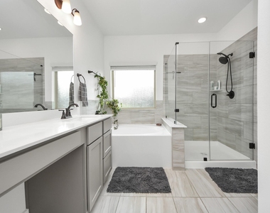 21314 Barcelona Heights Trail - Photo Thumbnail 12