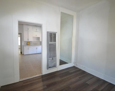 1517 Bonnie Brae Street - Photo Thumbnail 27