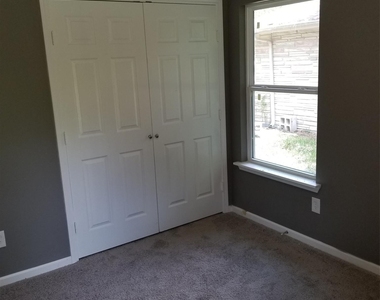 5910 Van Fleet Street - Photo Thumbnail 7
