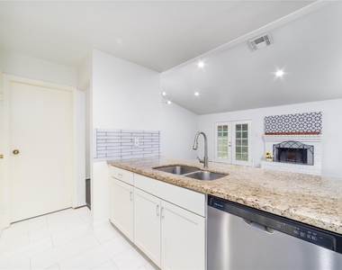 26 S White Pebble Court - Photo Thumbnail 9