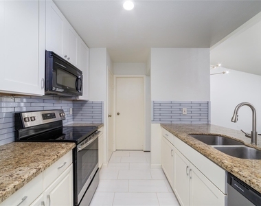26 S White Pebble Court - Photo Thumbnail 8