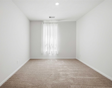 18206 Spruce Cottage Dr - Photo Thumbnail 18