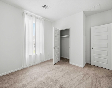 18206 Spruce Cottage Dr - Photo Thumbnail 12