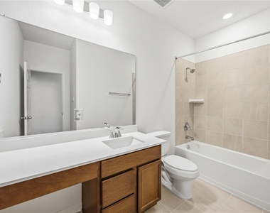 18206 Spruce Cottage Dr - Photo Thumbnail 13