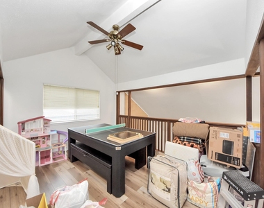 18 N Deerfoot Circle - Photo Thumbnail 13