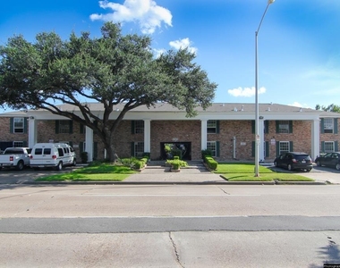 5333 Richmond Avenue - Photo Thumbnail 25