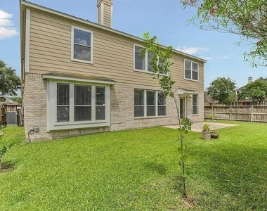 13002 Misty Bay Ln - Photo Thumbnail 29