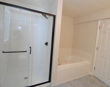 68 Georgetown - Photo Thumbnail 14