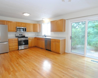 68 Georgetown - Photo Thumbnail 12