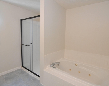 68 Georgetown - Photo Thumbnail 10