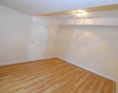 68 Georgetown - Photo Thumbnail 30
