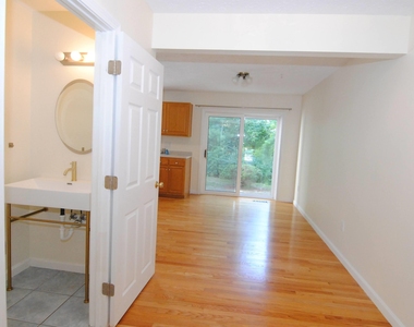 68 Georgetown - Photo Thumbnail 9