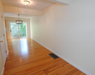 68 Georgetown - Photo Thumbnail 33