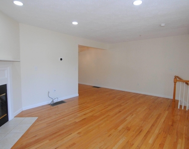 68 Georgetown - Photo Thumbnail 19