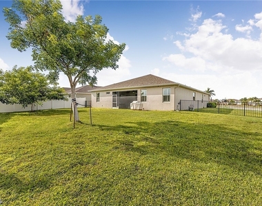 3391 Acapulco Circle - Photo Thumbnail 37