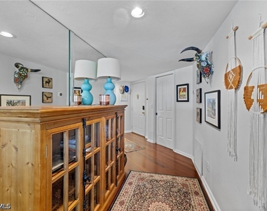 6290 Bellerive Avenue - Photo Thumbnail 21