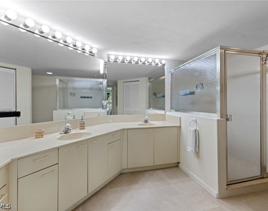 6290 Bellerive Avenue - Photo Thumbnail 17