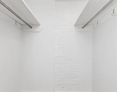 23 West 94th Street - Photo Thumbnail 3