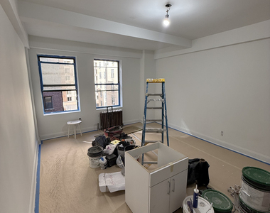 139 West 55th Street - Photo Thumbnail 1