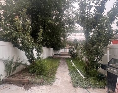 1195 St Marks Avenue - Photo Thumbnail 11