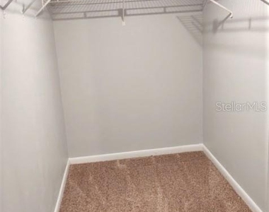 11003 66th Terrace - Photo Thumbnail 9